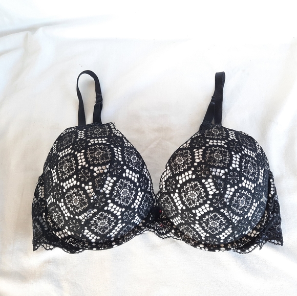 ๐ SALE 3/$40 ๐ 34D La senza Obsession Bra